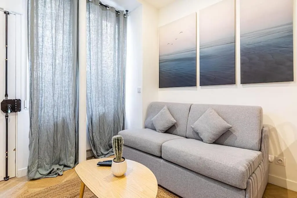 Appartamento Moderne Pour 4 Proche Arc De Triomphe Parigi